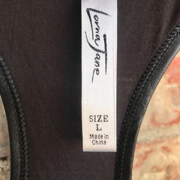 { LORNA JANE }  Sexy Cutout Tank Top - NWOT Large - Picture 5 of 16